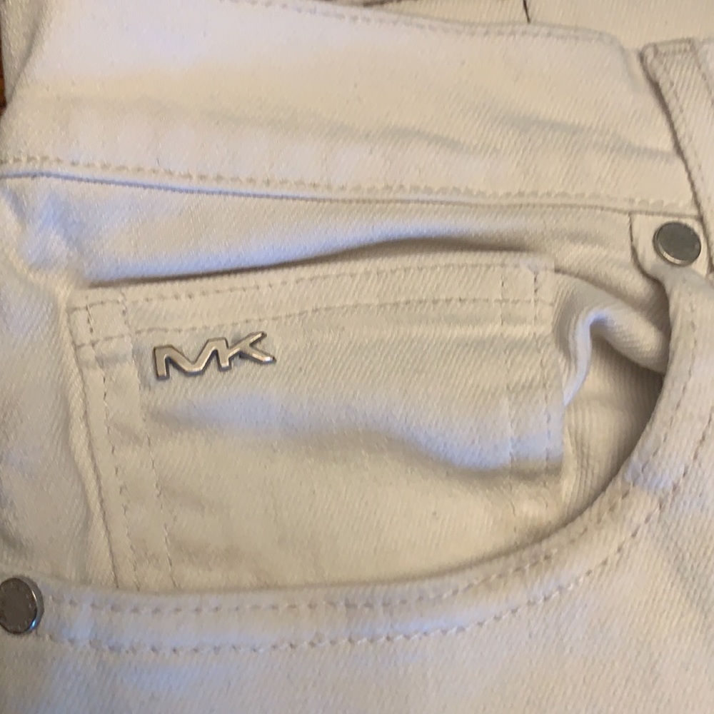 Michael kors slim fit Jeans for women. - Picture 5 of 15